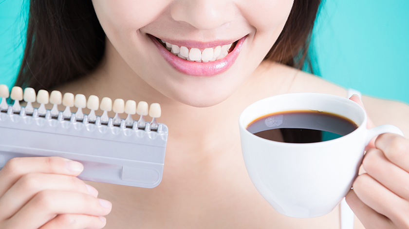 best-ways-to-whiten-your-teeth-at-home